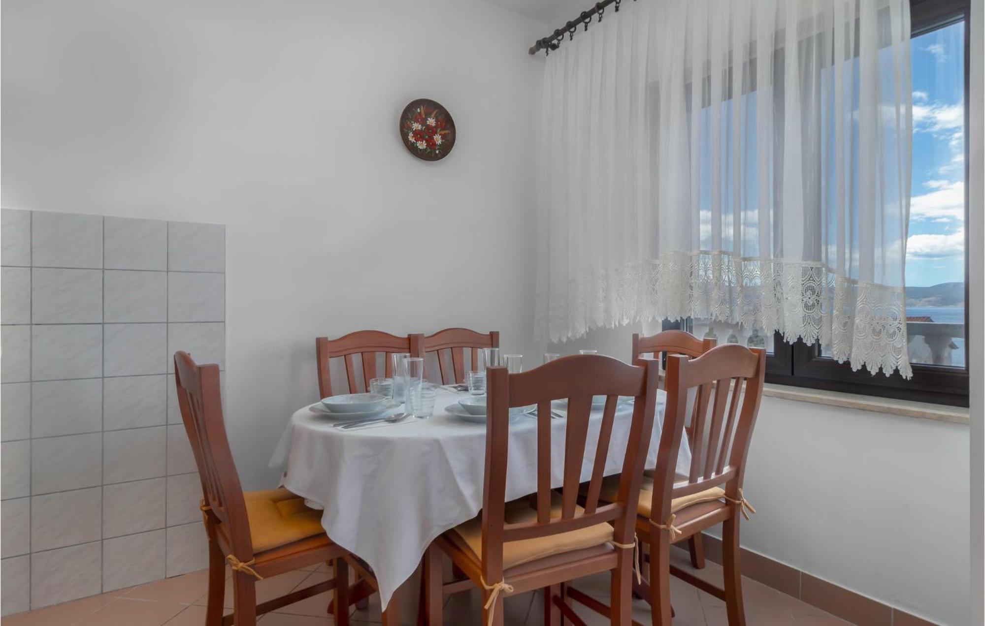 3 Bedroom Awesome Apartment In Novi Vinodolski Exterior foto